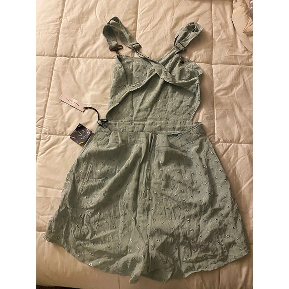 NASTY GAL VINTAGE MEADOWS ROMPER - Picture 5 of 5